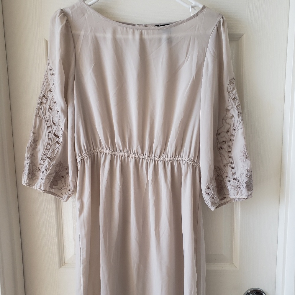 H&M beige dress